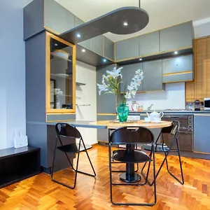 Appartamento Caseospitali - Deangeli, Trilocale X5 Con Bagno Nuovo A 7 Fermate Dal Duomo, Milano
